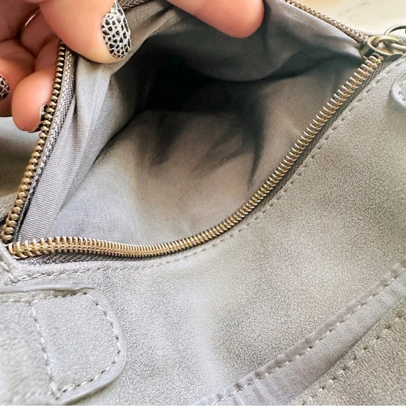 T-Shirt and Jeans Beaded Ball Chain Crossbody Bag - Picture 5 of 7